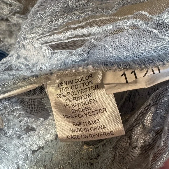 Elegant Blue Embroidered Sheer Denim Jacket - Picture 8 of 10